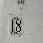 Sisterhood Hostel-Female Only